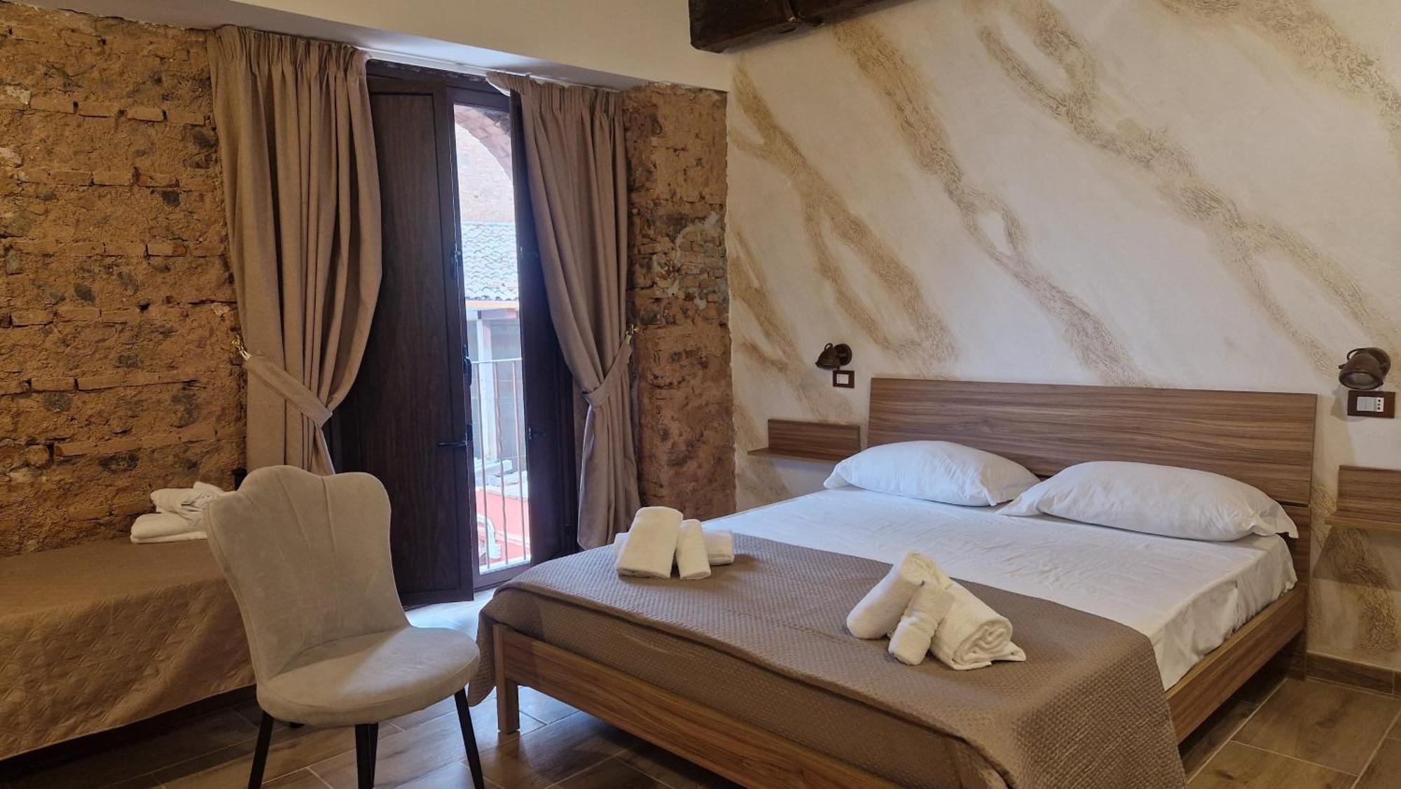 La Ciminiera Rooms Catánia Buitenkant foto