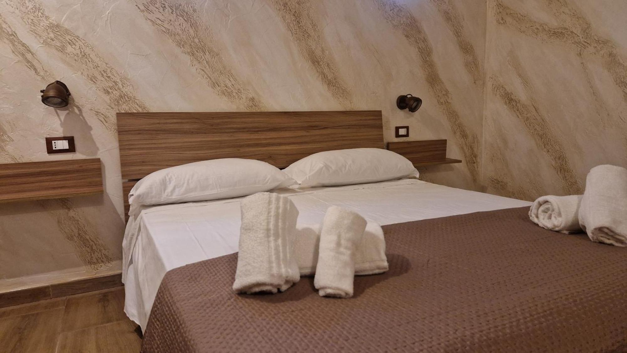 La Ciminiera Rooms Catánia Buitenkant foto